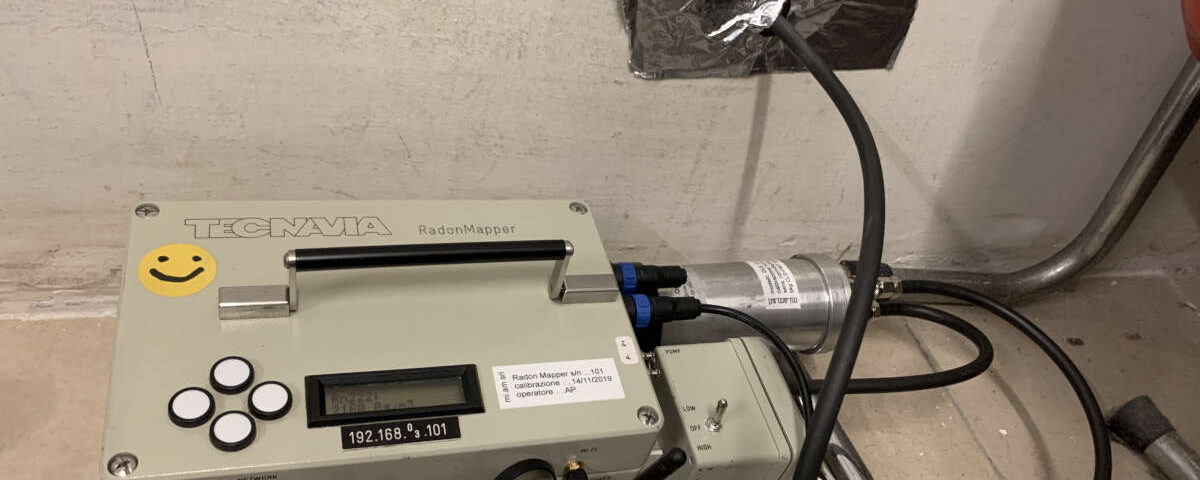 Scintillatore per misurare la concentrazione di gas Radon nel suolo